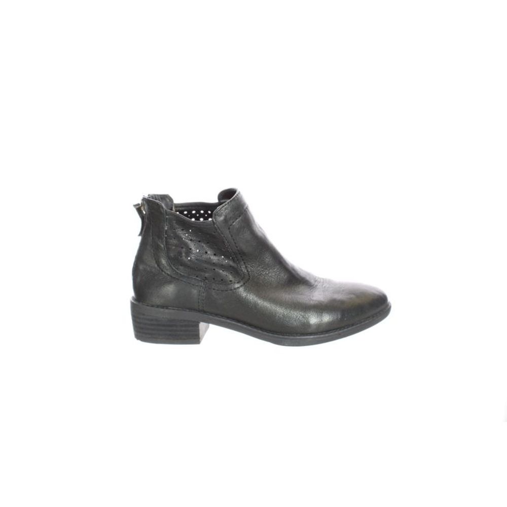 Comfortiva Womens Cadwin Black Ankle Boots Size 6 Wide (C,D, W)